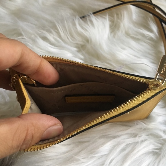 Michael kors large Crossbody Bag & matching wallet - Picture 5 of 7